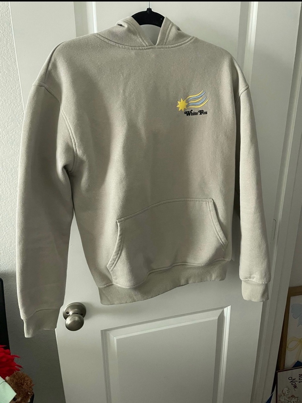 White Fox Hoodie Sweatshirt Pullover